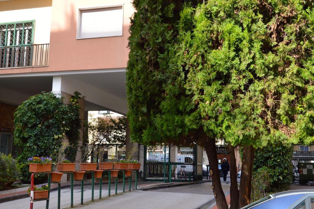 לינה וארוחת בוקר נאפולי Casa Argentino מראה חיצוני תמונה
