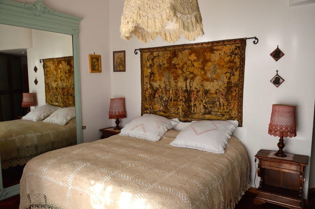 לינה וארוחת בוקר נאפולי Casa Argentino חדר תמונה