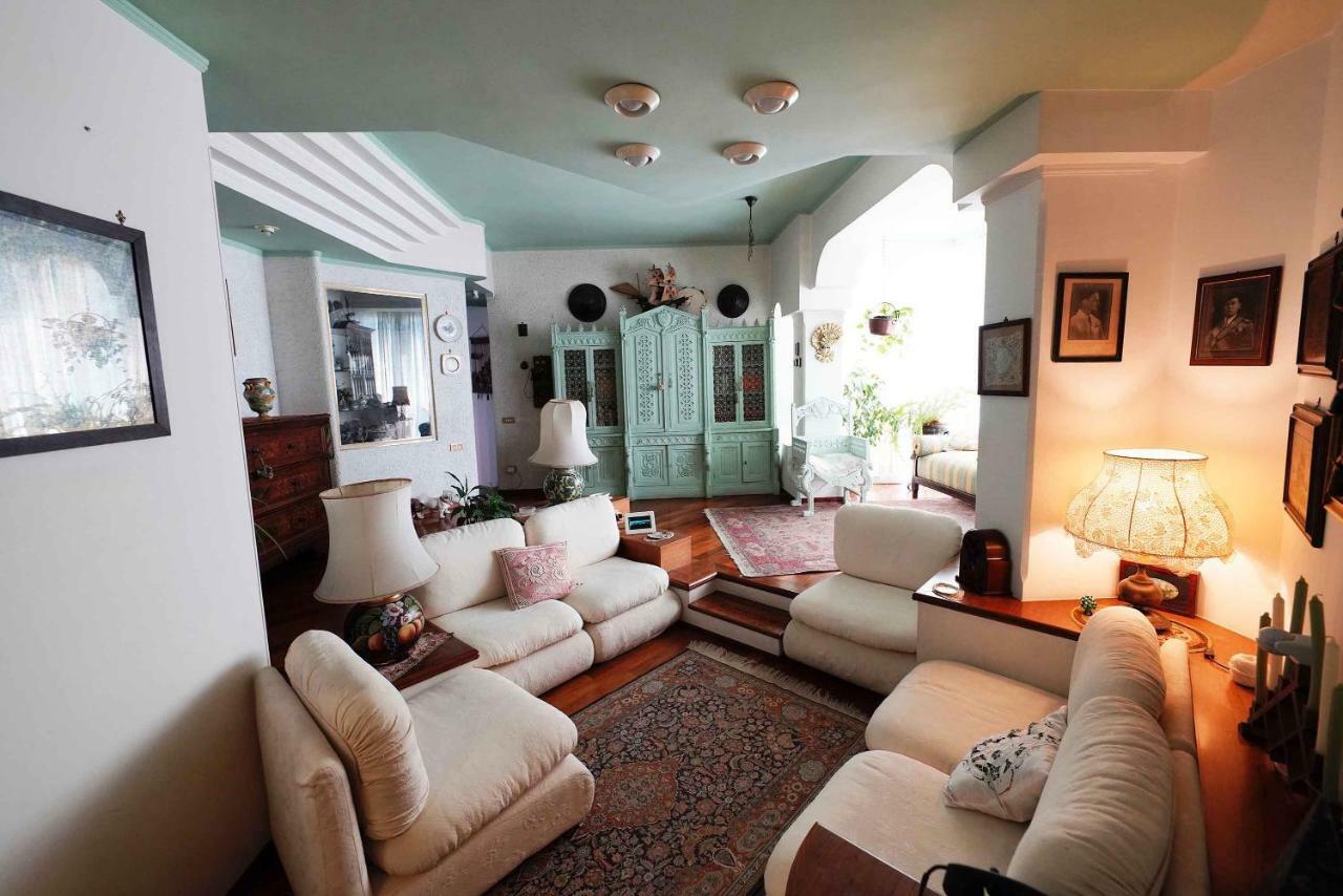 לינה וארוחת בוקר נאפולי Casa Argentino מראה חיצוני תמונה